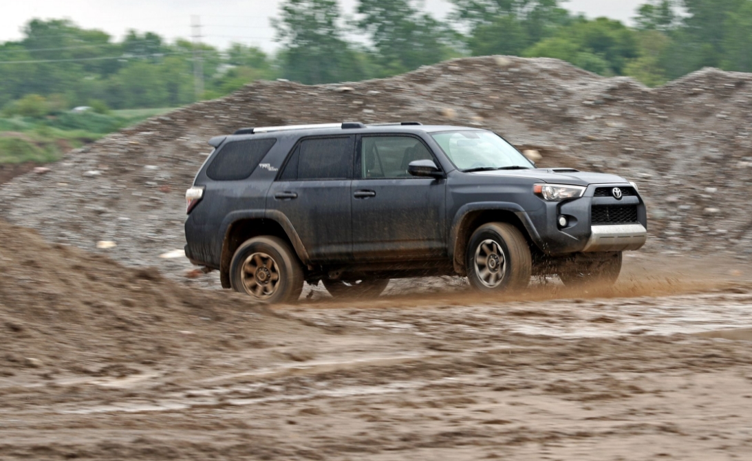 Toyota Review Again: 2017 Toyota 4Runner 4x4 Review
