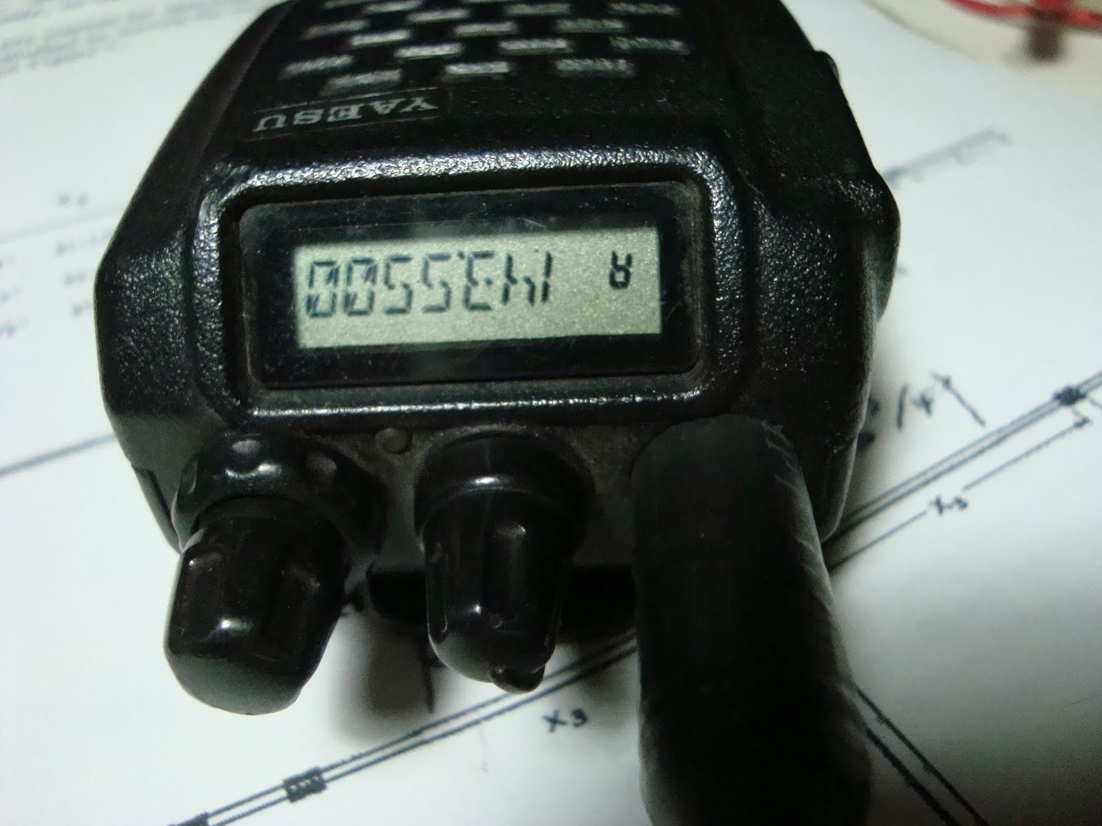 RADIO SELLER: Yaesu VX 150 ( Sold )