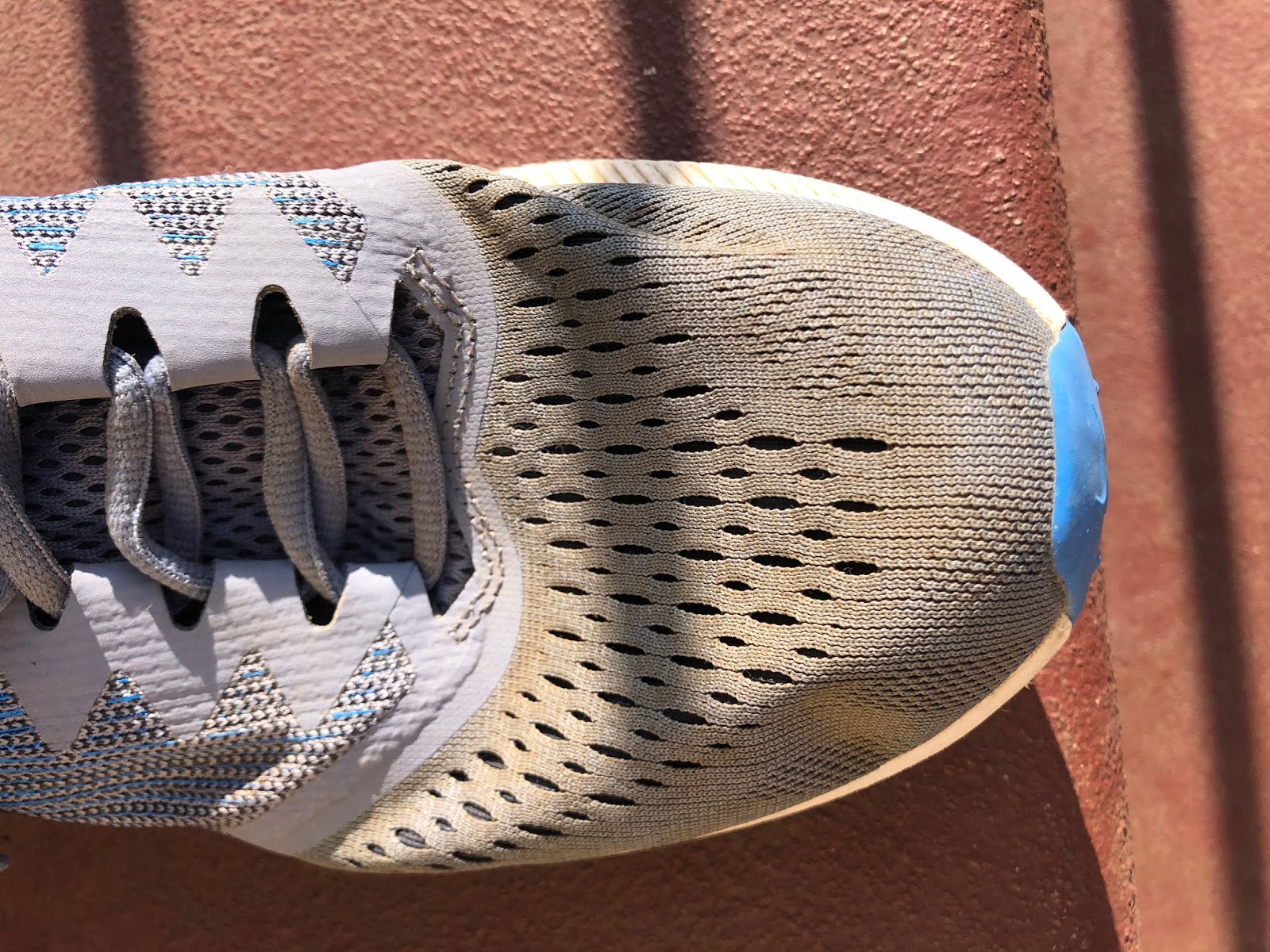 nike shield zoom span 2