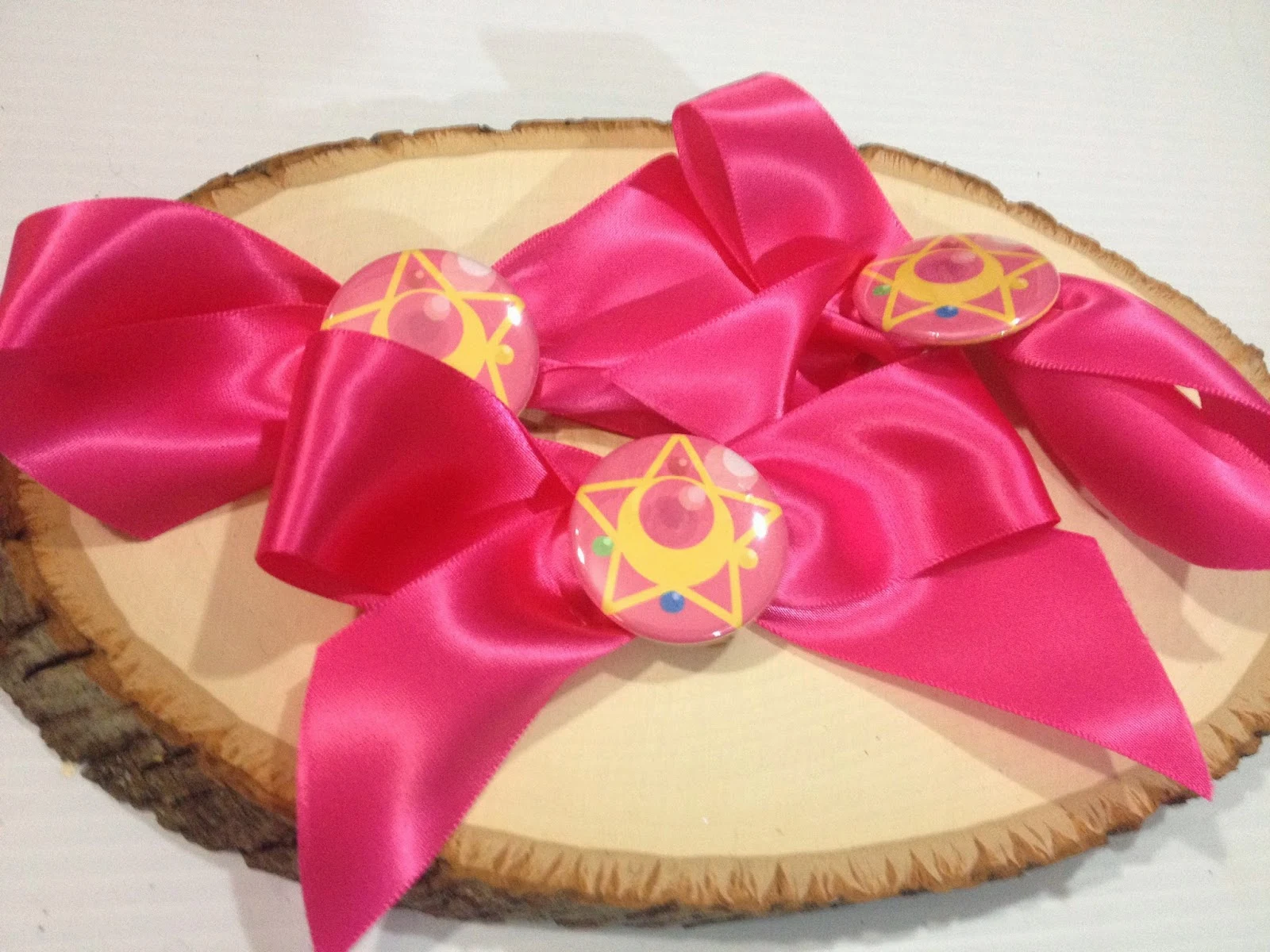 Sailor Moon, kawaii, sailor moon ribbon badge, Sailor Moon's Ribbon