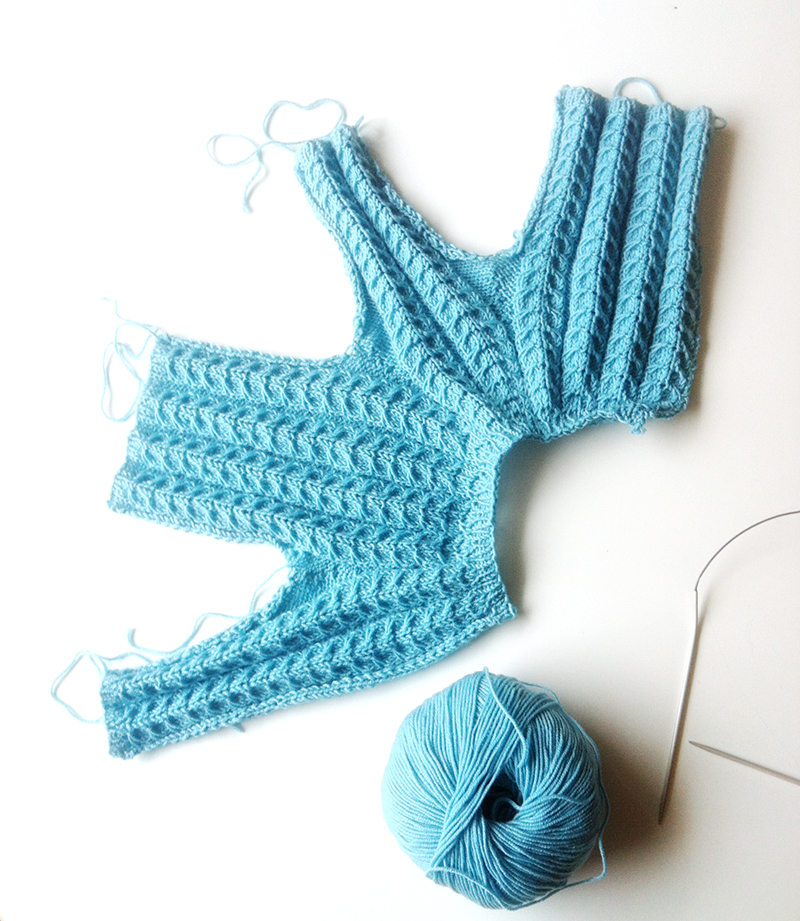 LunaKnit: Cabled Baby Cardigan Knitting Pattern.