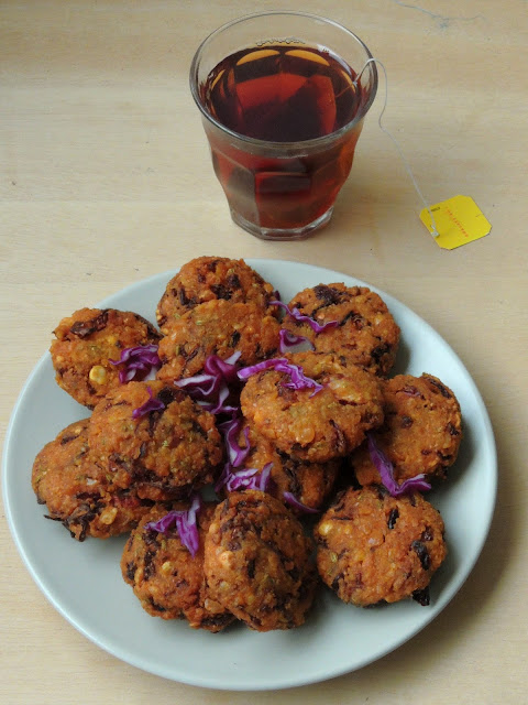 Muttaikose Vada, Purple cabbage Masala Vadai Muttaikose Vada, Purple cabbage Masala Vadai