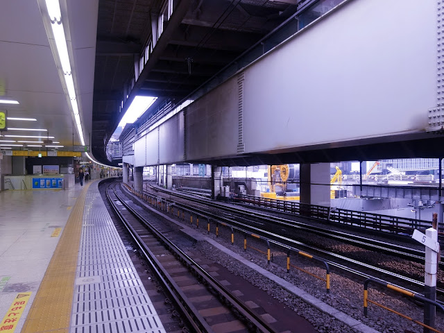 JR渋谷駅ホーム〈著作権フリー無料画像〉Free Stock Photos 