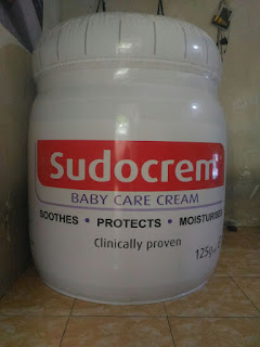 balon dummy sudocream http://www.wahanaballoon.com/search/label/BALON%20BENTUK%20KARAKTER