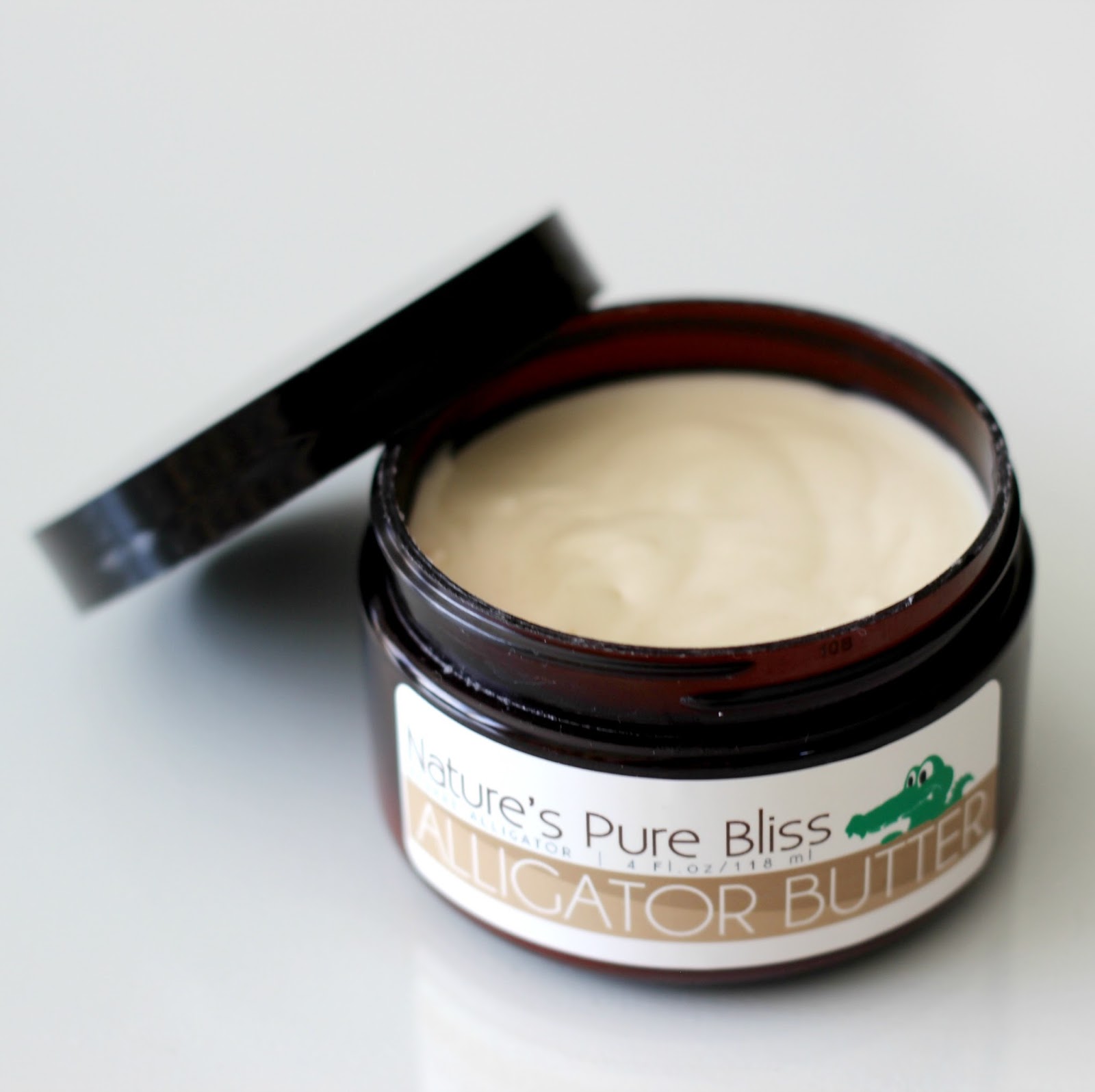 Say Goodbye to Itchy, Flaky Skin with Nature's Pure Bliss Alligator