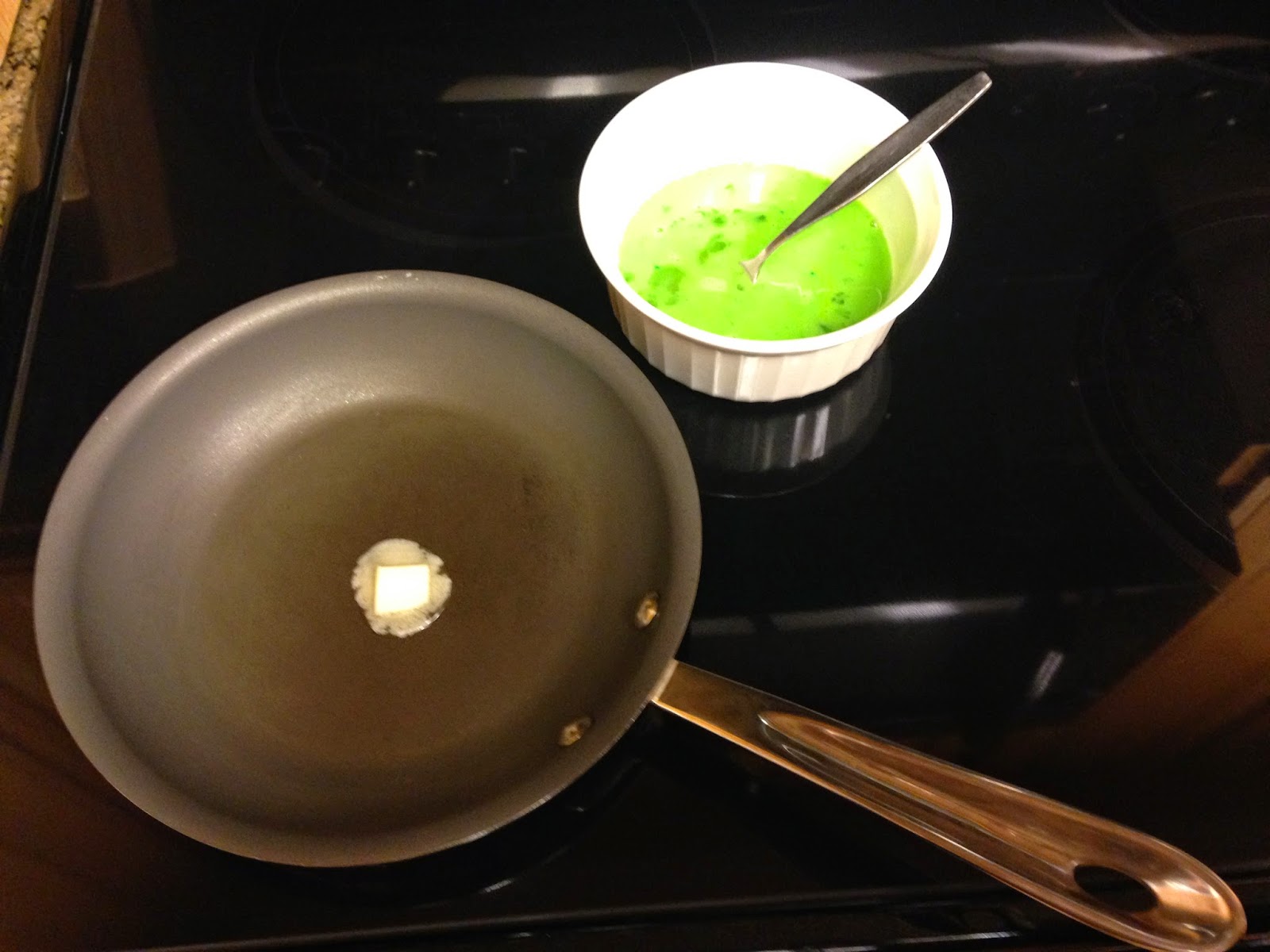 Amazing Action Alphabet: RHYMING With Green Eggs & Ham