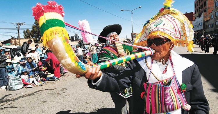 Achachi k'umo Guía y Sabio de los Sikuris de Italaque Boris Bernal