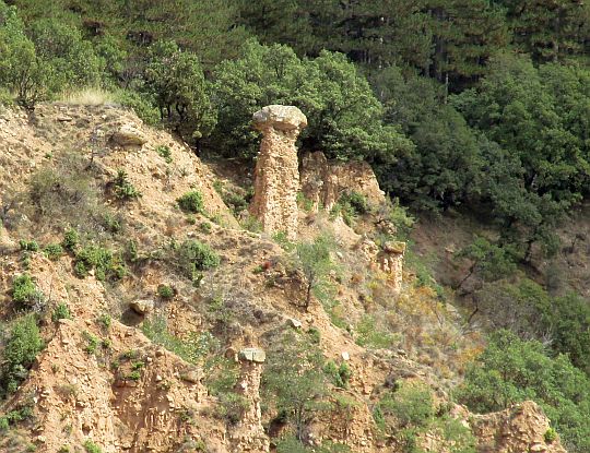 Stobskie Piramidy (bułg. Стобски пирамиди, ang. Stob's Pyramids).