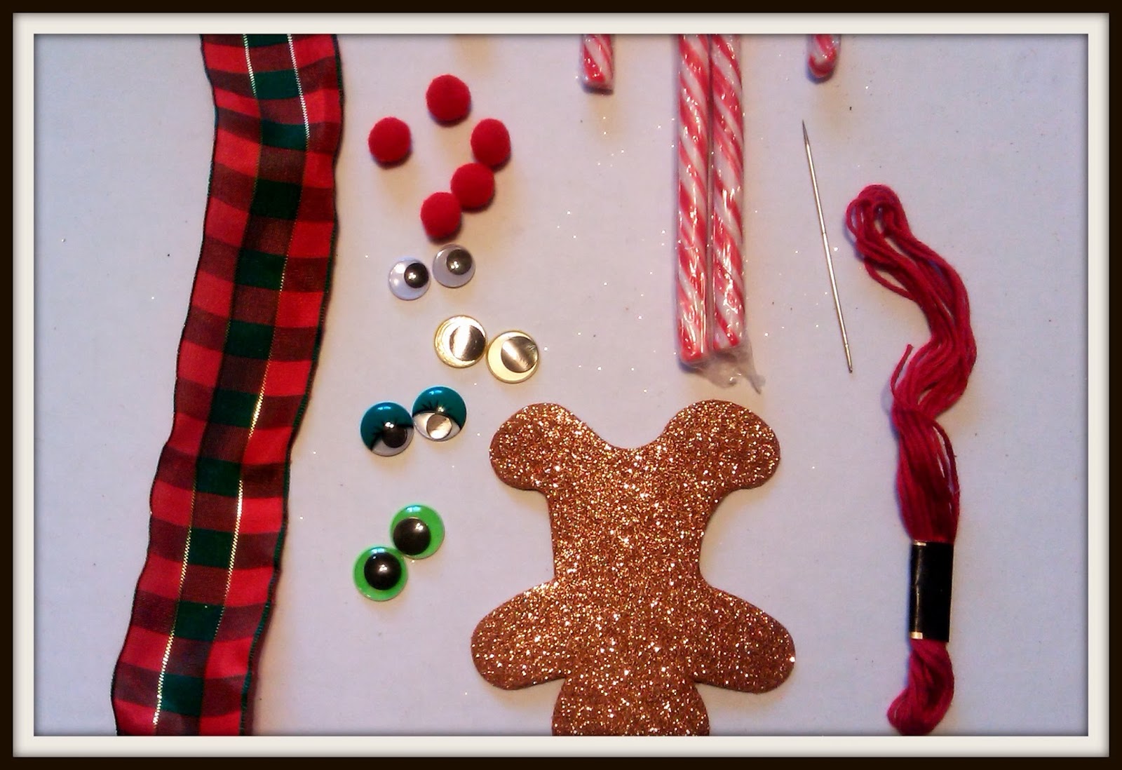 Double Treble Craft Adventures Candy Cane Reindeer Ornament {Craft}