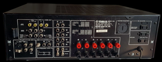 stereonomono - Hi Fi Compendium - 13 years on-line: Yamaha R-9
