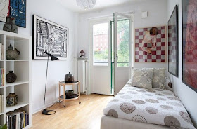 http://ruangrumahkita.blogspot.com/2013/07/desain-kamar-tidur-minimalis.html