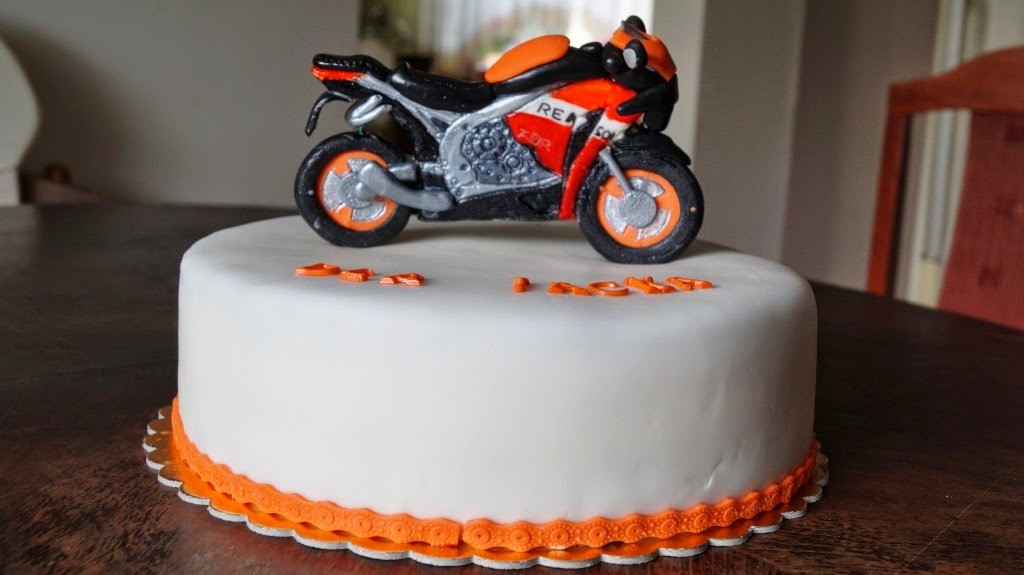 Torty ciasta i ciasteczka Joli Tort z motorem