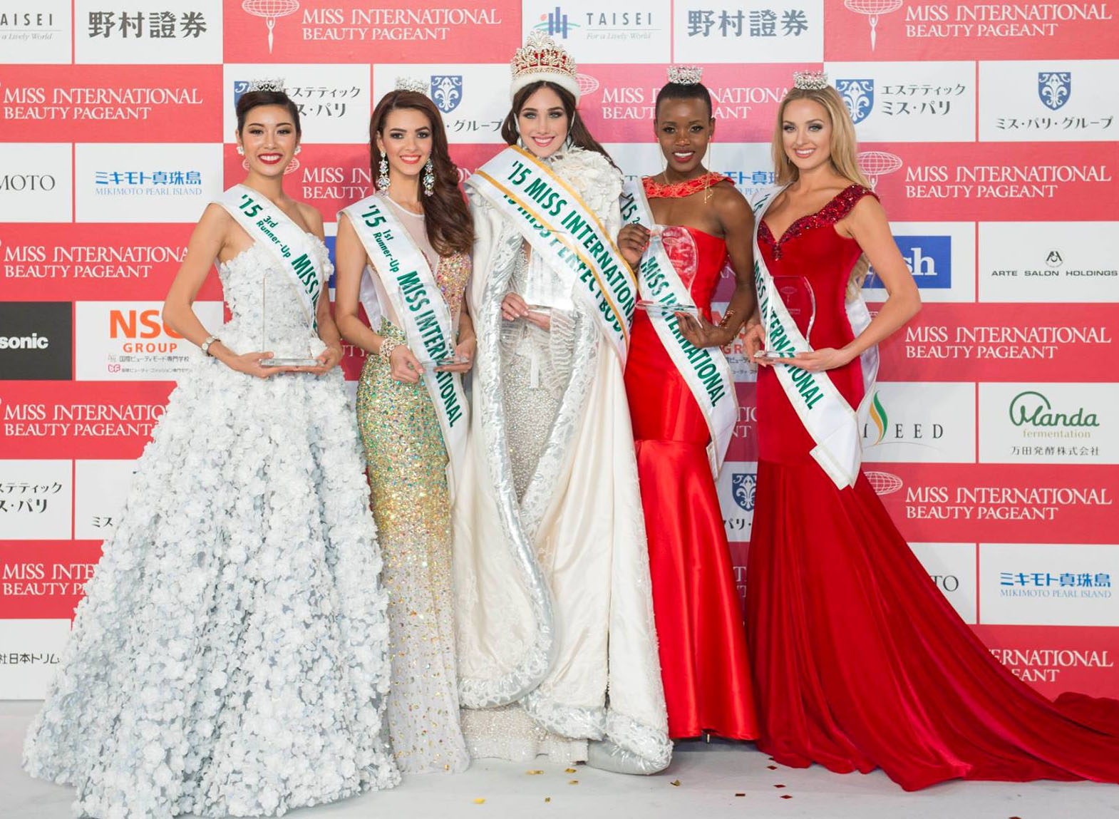 Перманентный макияж спикеры. Международный 2015. Сочи. Мистер интернешнл 2015 италия фото. International 2015 победитель.