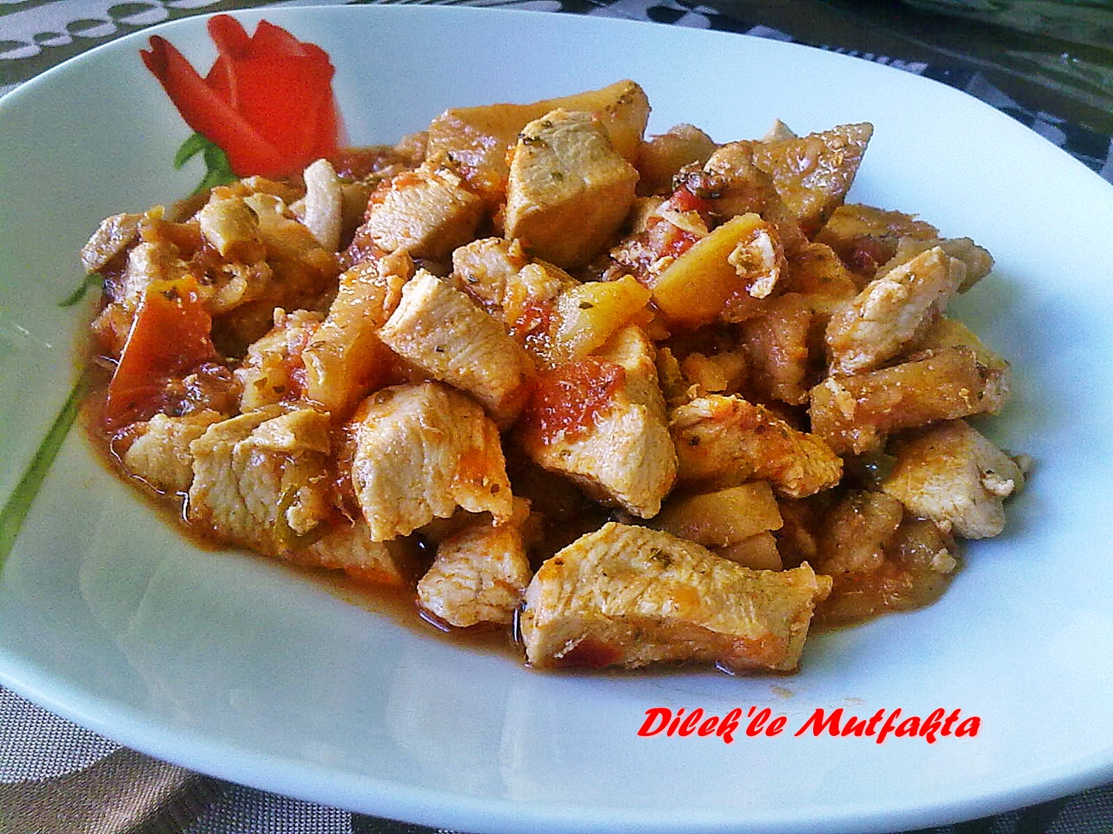 Sarımsak Ezmeli Hindi Rosto Tarifi Sarımsak Ezmeli Hindi Rosto Tarifi