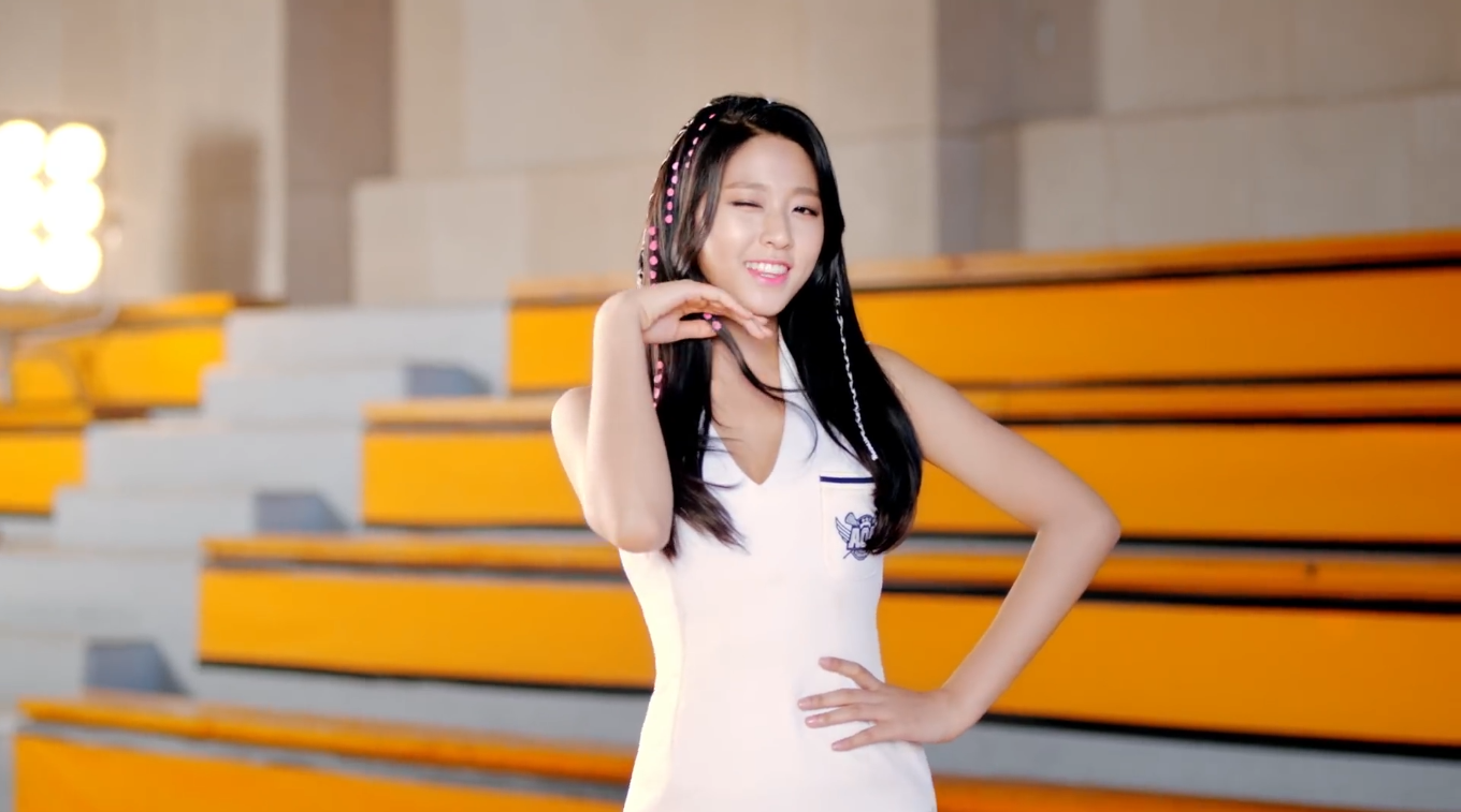 I cry like Yuko Oshima: Kpop: AoA - Heart Attack (심쿵해)