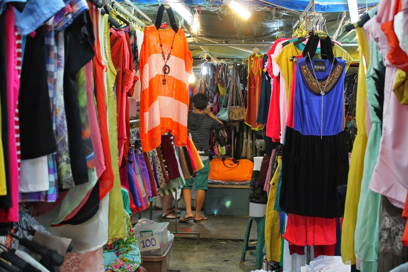 Grosir Baju Pasar Atom Surabaya