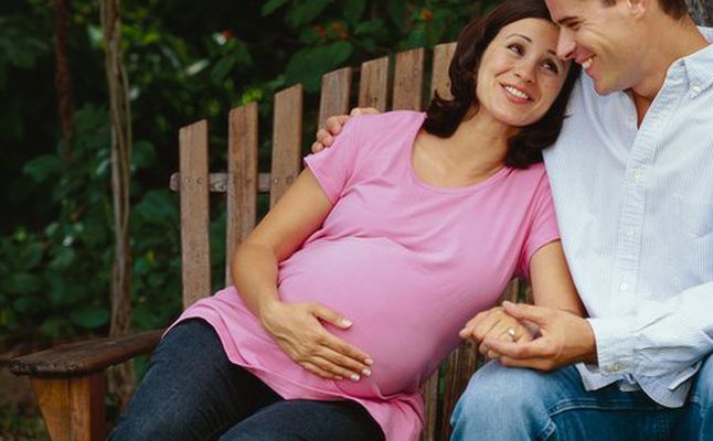 10 طرق يساعد بها الزوج الحامل