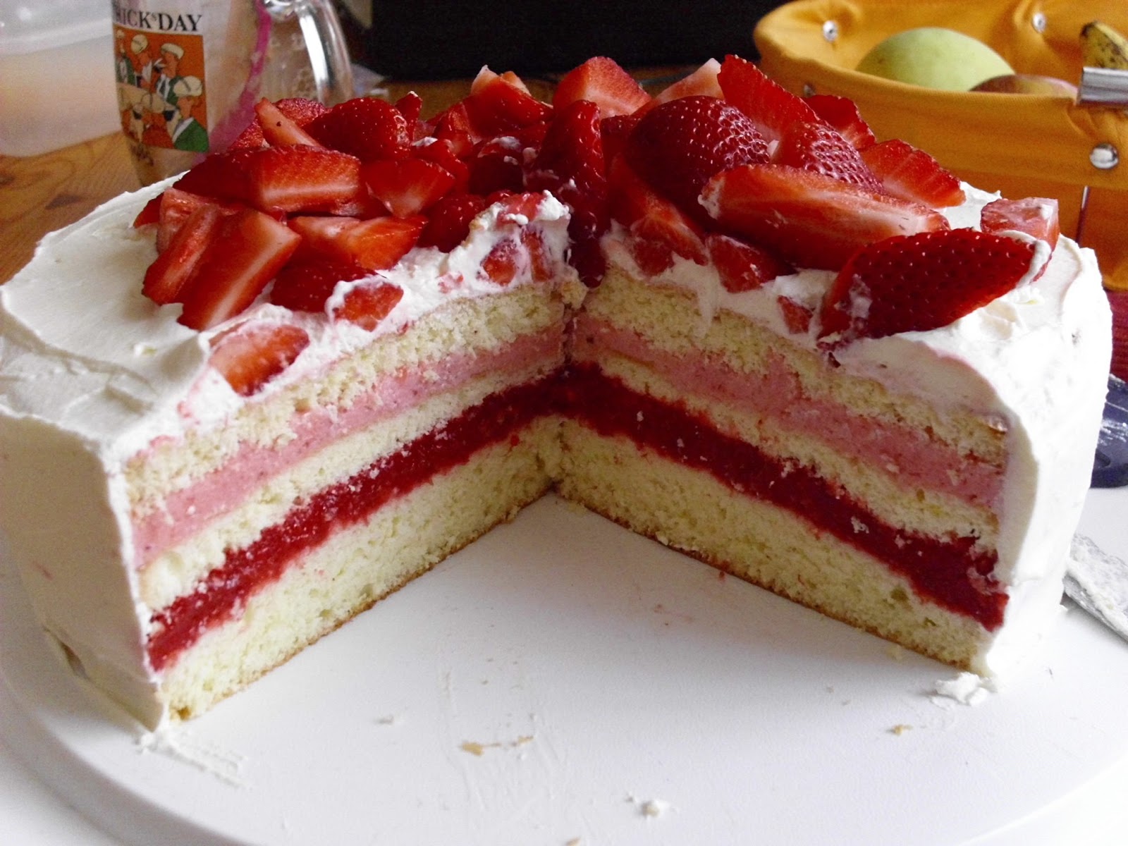 Linda`s Ofen: Erdbeer-Sahne-Torte