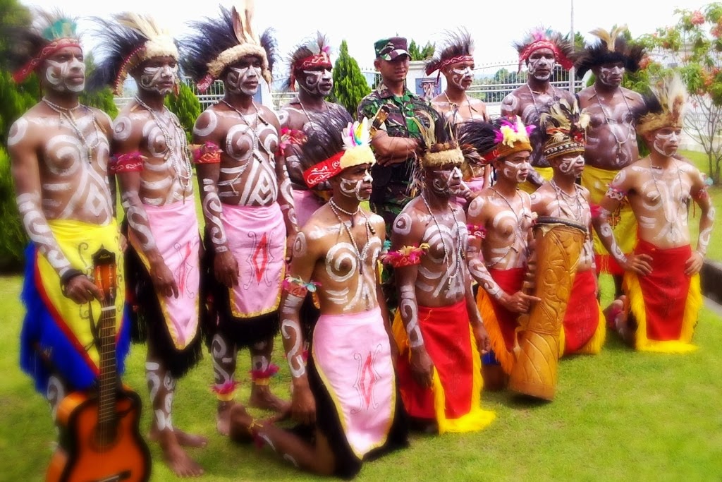 Adat, Seni, Dan Budaya Tradisional Papua ~ Pengabdianku Di Tanah Papua