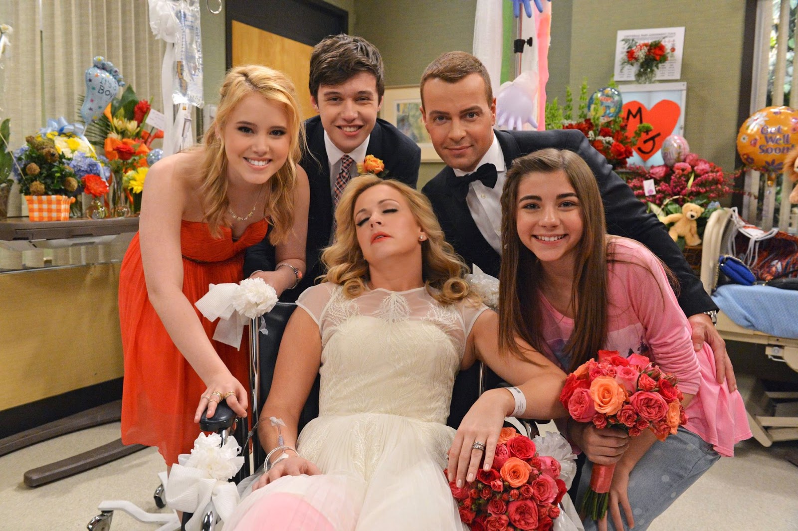 The Talking Box Season Finale Melissa And Joey Married With Another Child