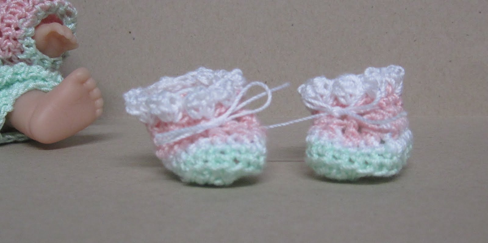 Krafting with Karen Popcorn Stitch Baby Outfit