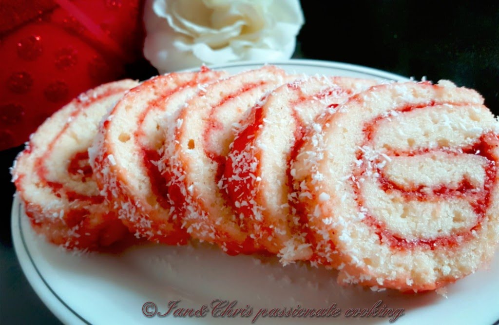 Eggless Jam Roll