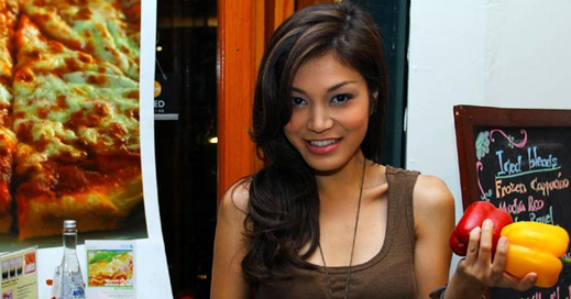 Profil dan Biodata Chef Karen Carlotta lengkap Akun Media