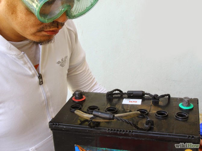 How to Check Car Battery Water Levels Part 2 of 4 Assessing the