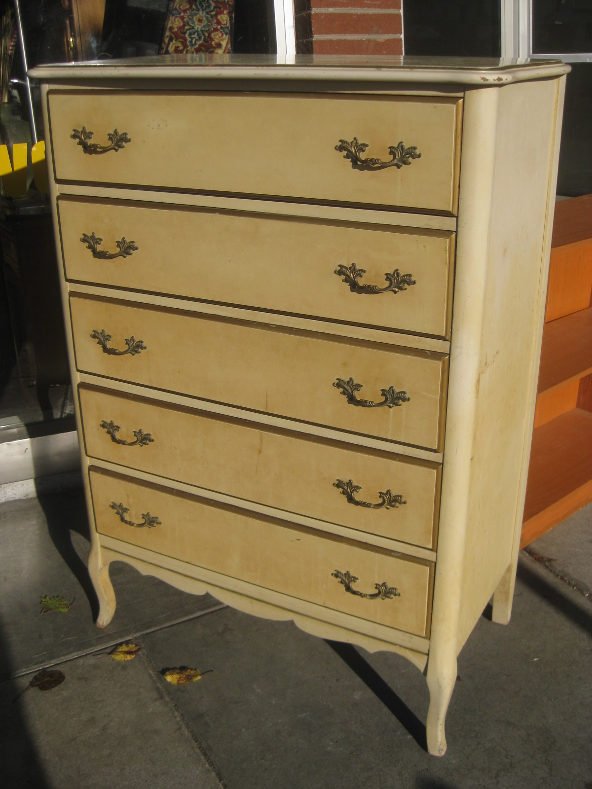 UHURU FURNITURE & COLLECTIBLES SOLD French Provincial Chest of