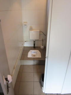 туалет в ровенском зоопарке