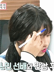 연기하는 유아.gif | 인스티즈