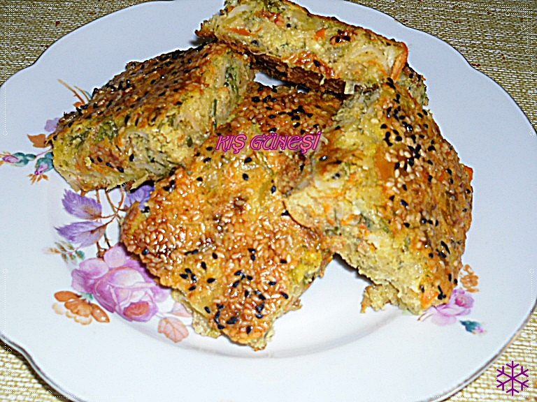 KIŞ GÜNEŞİ PIRASA BÖREĞİ MAKARNALI