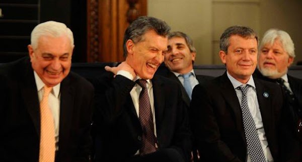 Campo, bancos y energéticas, los pocos sectores que crecieron a pesar de la crisis Campo, bancos y energéticas, los pocos sectores que crecieron a pesar de la crisis