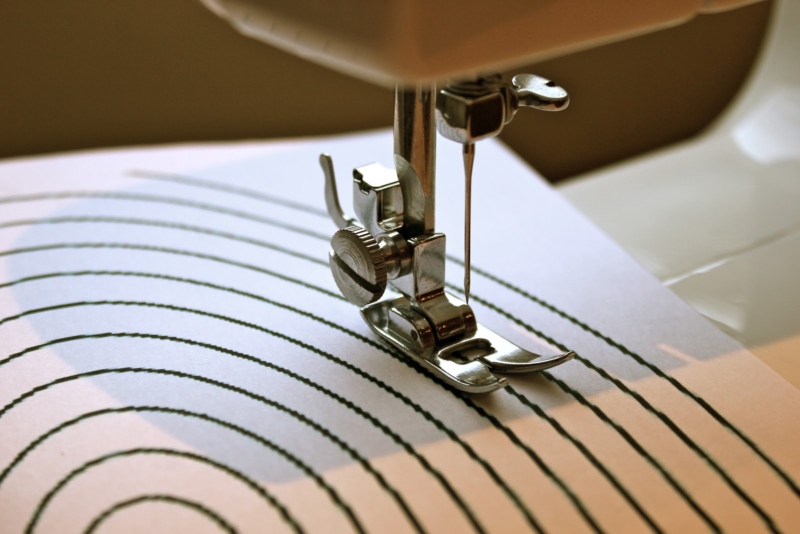 Ejercicios prácticos para aprender a coser con máquina y Pasos a seguir