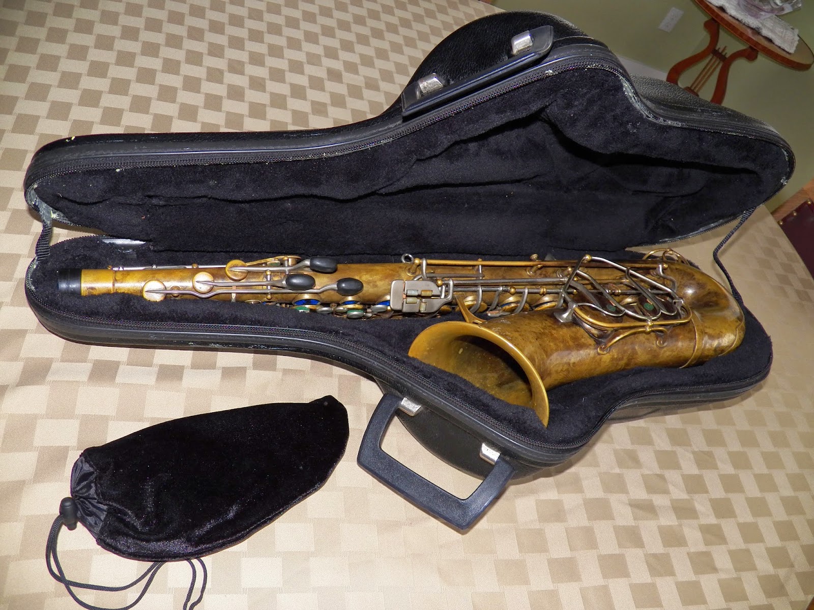 Stuff Sax A Custom Hard Case for Tenor Saxophone Hotrodding the