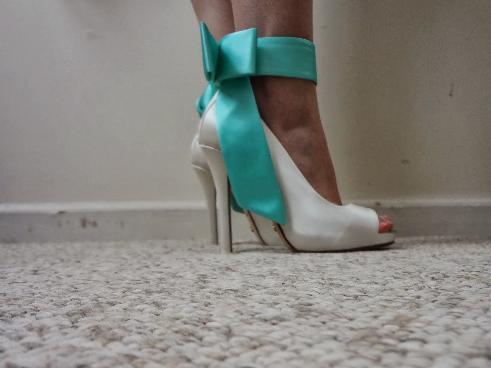 kate spade white bow heels