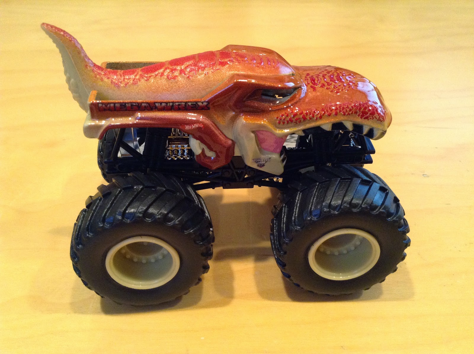 Игрушка машинка t Rex