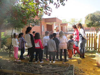 taller de compostaje en el CEIP Maria Montessori