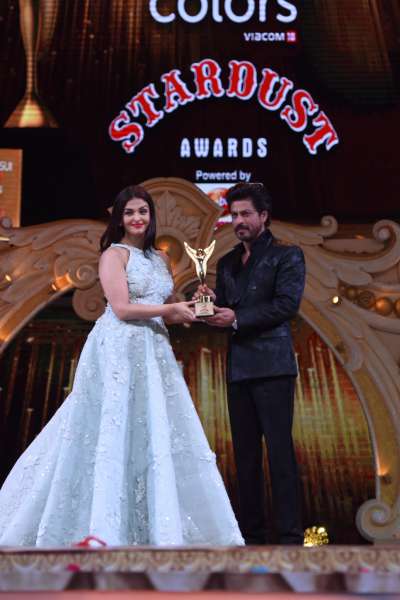 Aishwarya Rai Bachhan - Stardust Awards editors Choice Performance of the year Sarabjeet