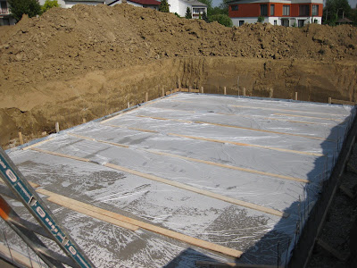 Armin & Sarah bauen ein Haus: Montag 2. Mai Betonsaft für alle