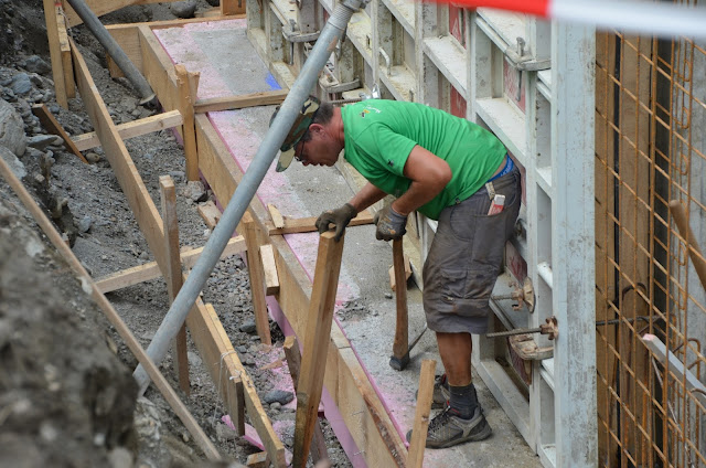 Hausbau: Kellerwände