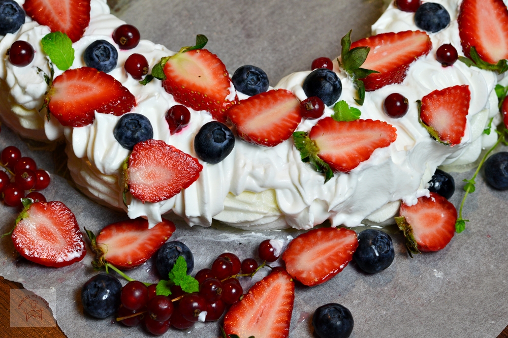 Hvordan Å Presentere Aquafaba Pavlova Tiltalende