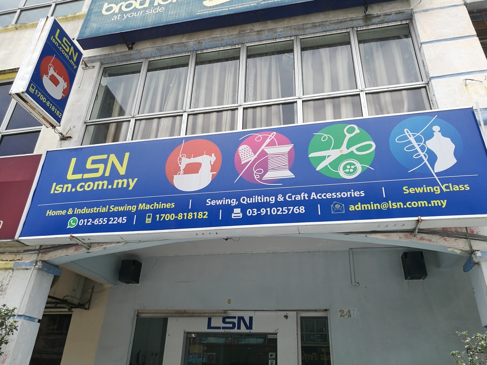 LSN Sewing Machines, Warehouse Clearance and InStore Sale), 3