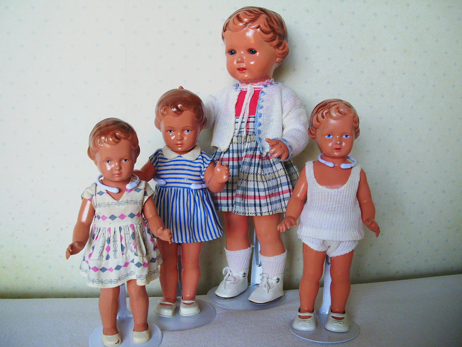 Schildpadpoppen | Vintage dolls, Dolls, Dollies