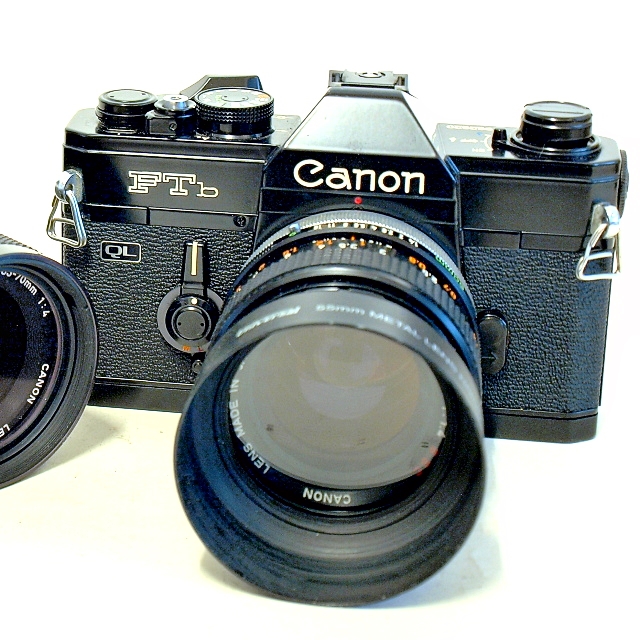 ImagingPixel: Canon FTb QL 35mm MF SLR Film Camera Review