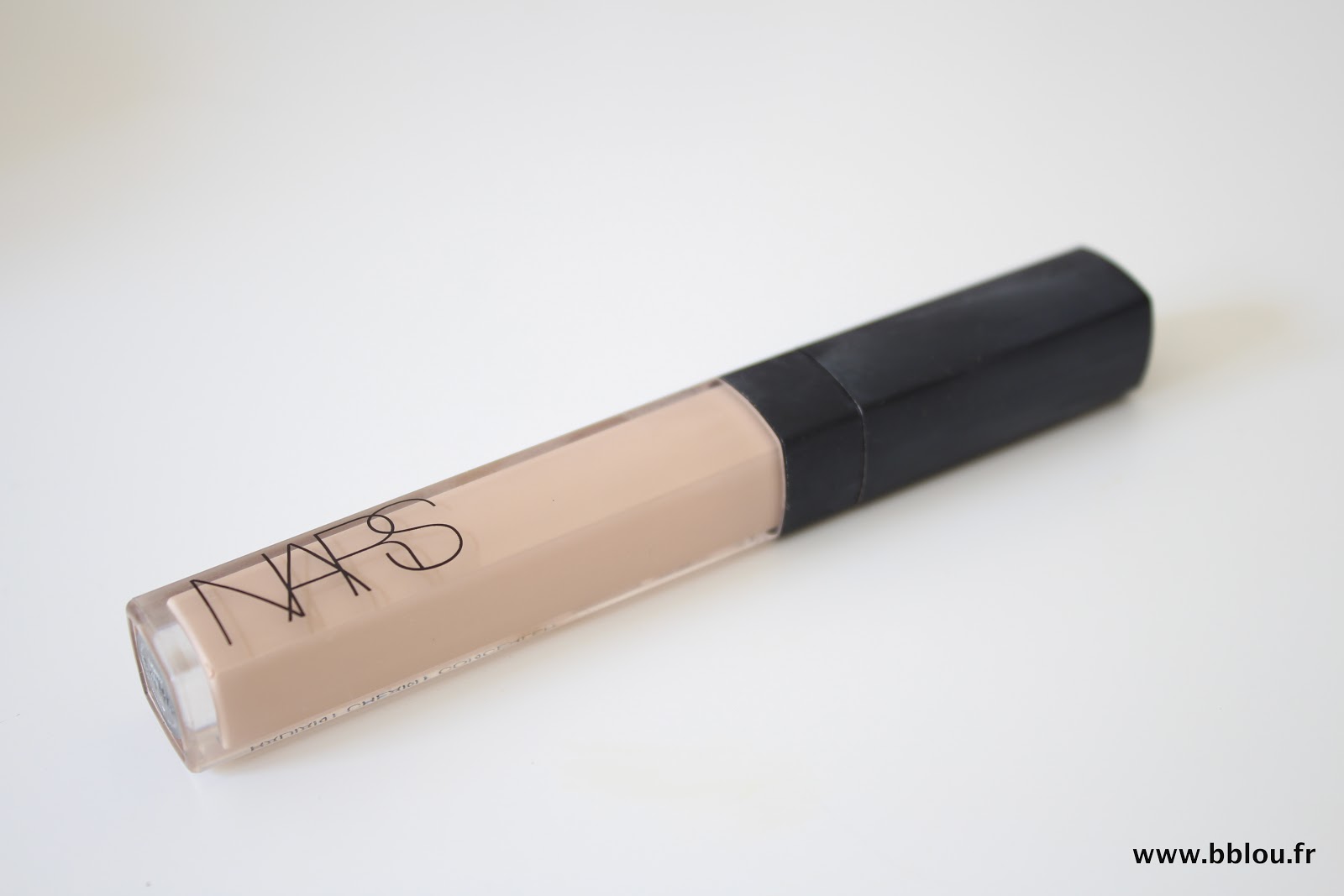 http://www.beautybylou.com/2014/03/anti-cernes-eclat-de-nars-perfection.html