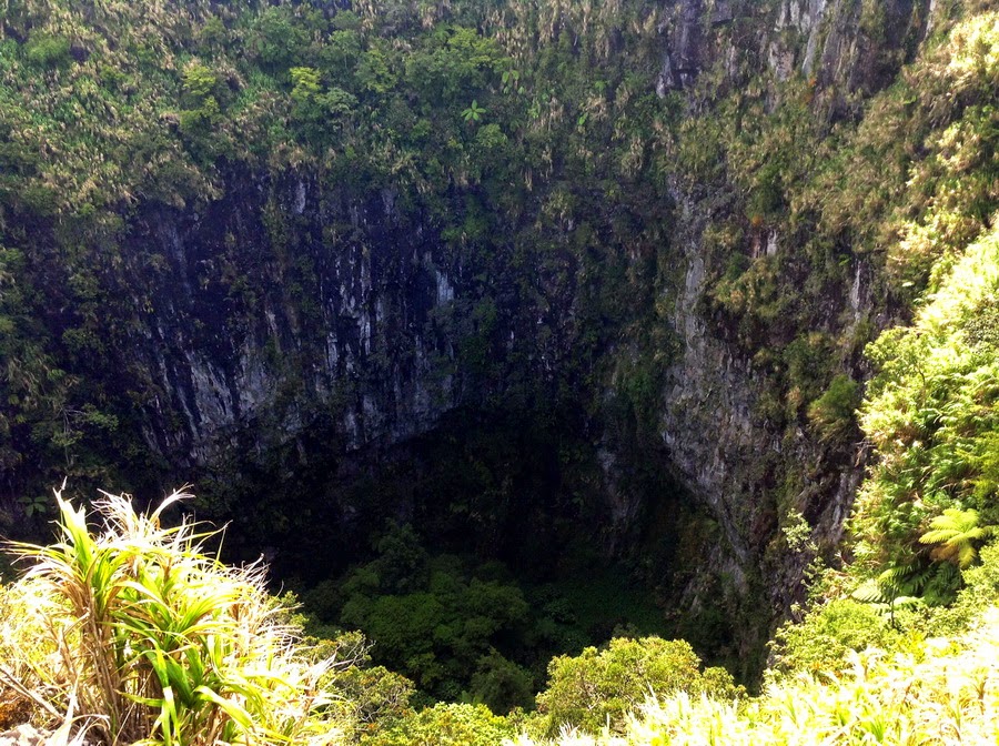 Mendaki Puncak Kie Matubu / Gunung Tidore - Wisata Alam Maluku Utara