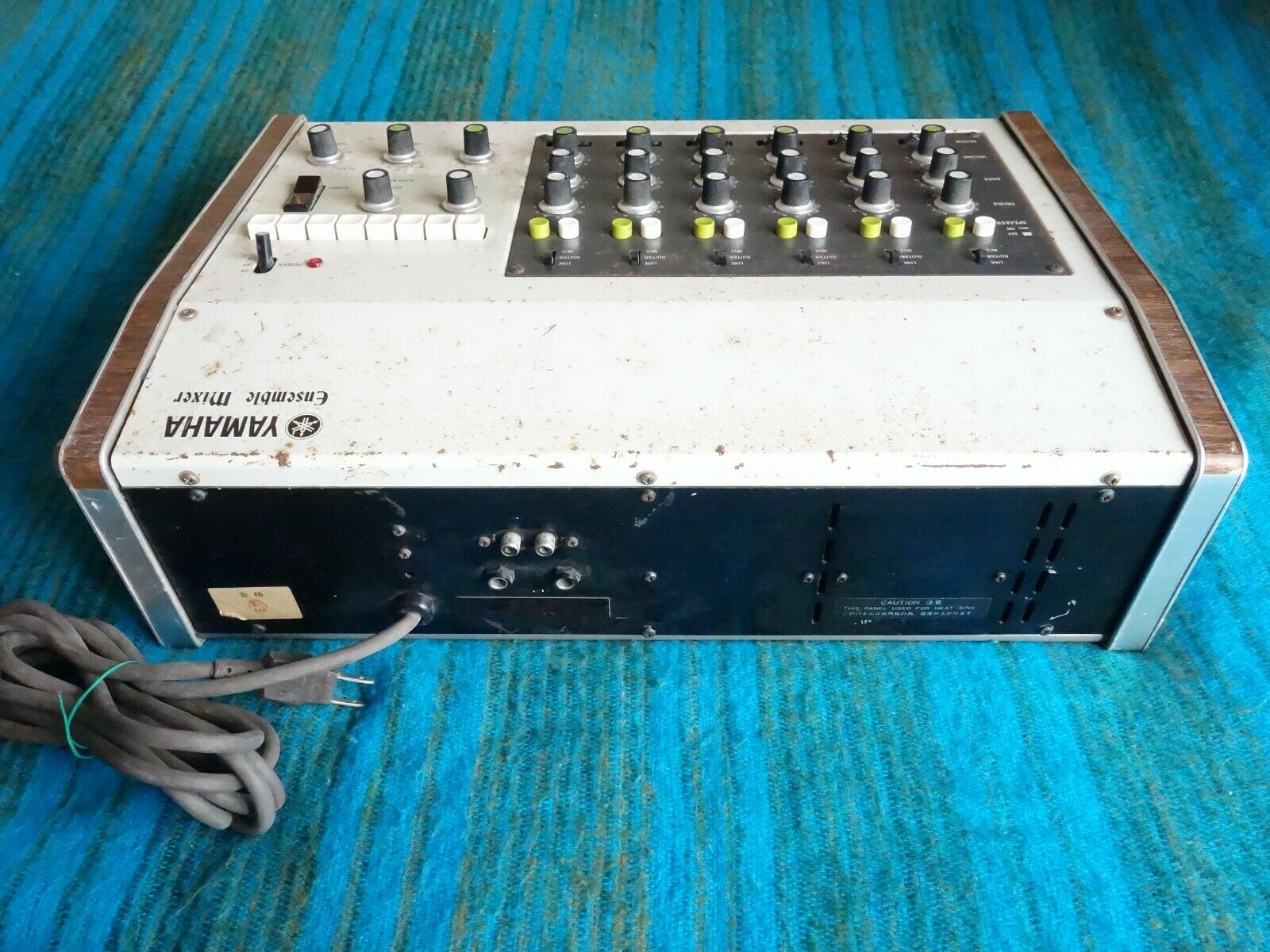 MATRIXSYNTH Yamaha EM90 Analog Drum Machine Mixer w/ Spring Reverb