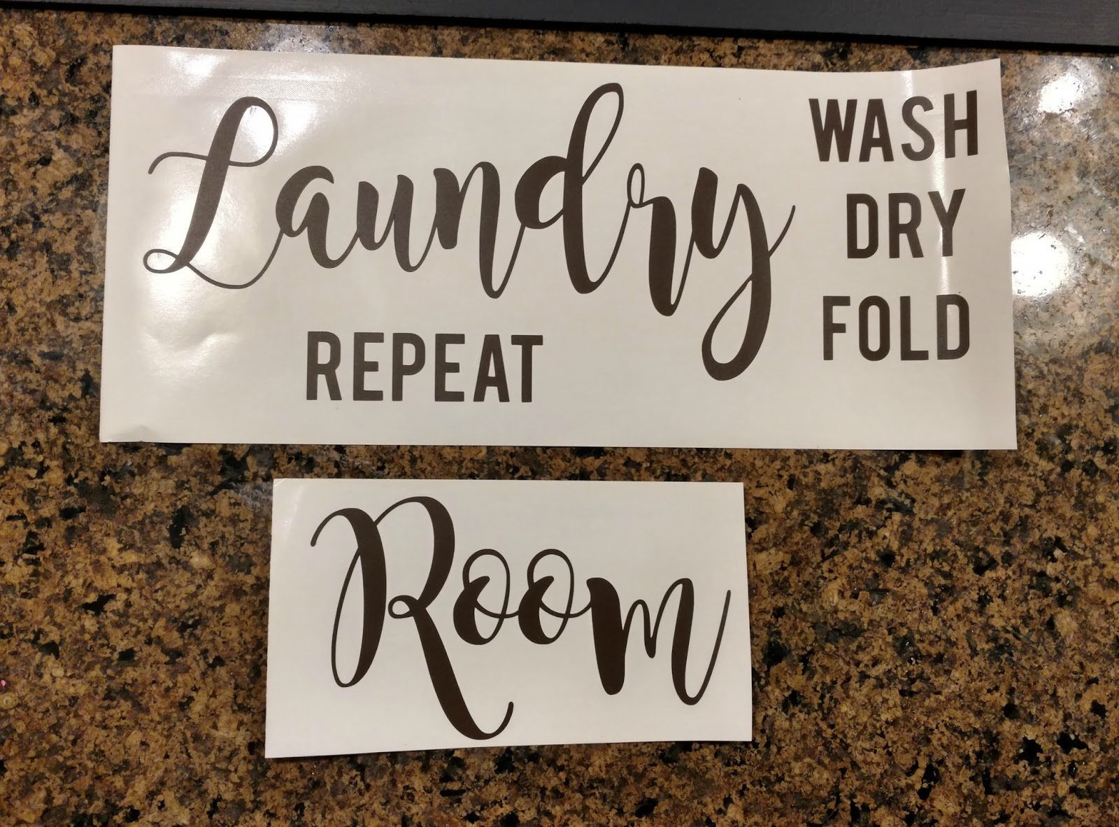 DIY Laundry Room Sign Sunshine and Munchkins