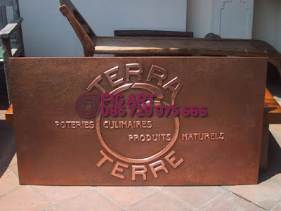Papan Nama Tembaga Kuningan Papan Nama Tembaga Kuningan